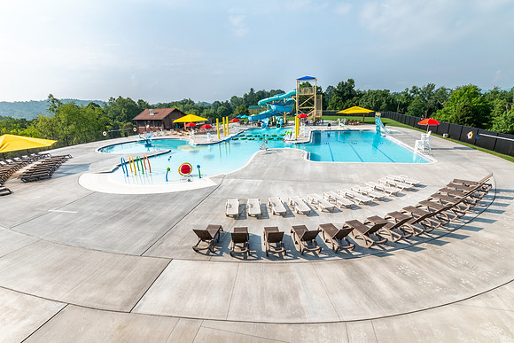Grand Vue Aquatic Center