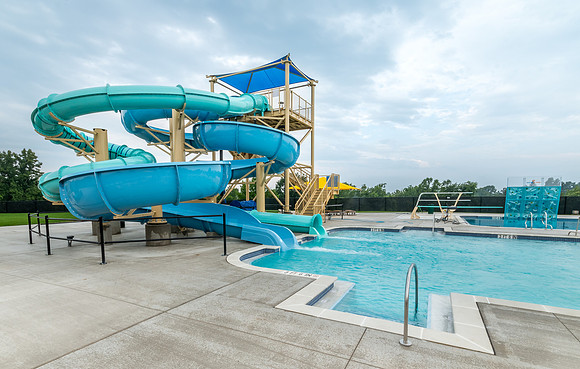 Grand Vue Aquatic Center